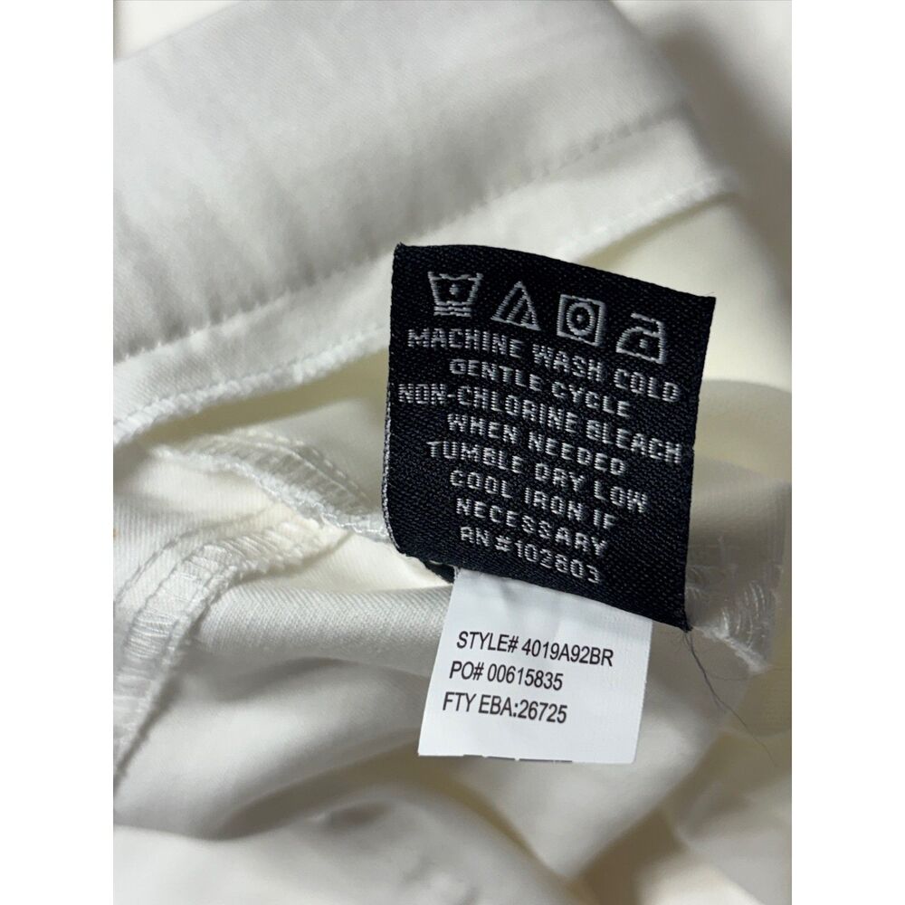 Briggs New York Slimming Solution Bermuda Shorts 18W 18 Plus Size White Golf NWT - Picture 6 of 11